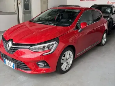 Usata Renault Clio Intens 101 CV (74 kW) 2020 Rosso Utilitaria