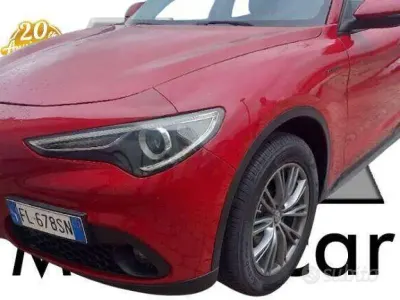 Usata Alfa Romeo Stelvio Executive 209 CV (153 kW) 2017 Rosso SUV