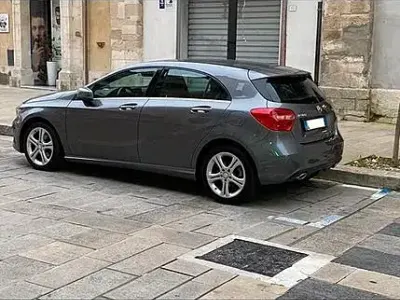 Usata Mercedes A180 109 CV (80 kW) 2013 Berlina