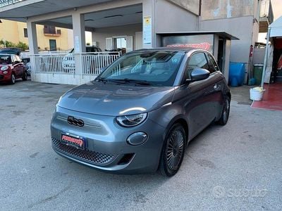 Usata Fiat 500e La Prima 42 kW (58 CV) 2022 Grigio Berlina