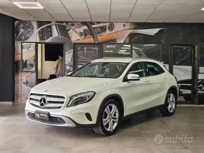 Occasion Mercedes GLA200 136 ch (100 kW) 2017 Blanc SUV