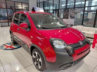 Nuova Fiat Panda Cross Cross 65 CV (47 kW) 2026 Blu italia Utilitaria
