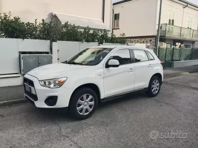 Usata Mitsubishi ASX Inform 117 CV (86 kW) 2014 Bianco SUV