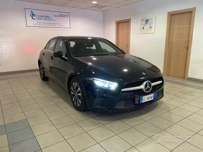 Usata Mercedes A180 Business 116 CV (85 kW) 2020 Nero metallizzato Berlina