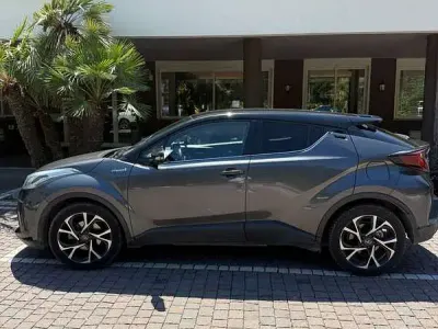 Usata Toyota C-HR Business Edition 152 CV (111 kW) 2020 Grigio SUV