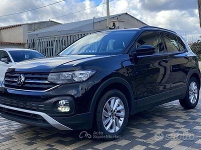 Usata VW T-Cross Style 110 CV (80 kW) 2023 Nero SUV