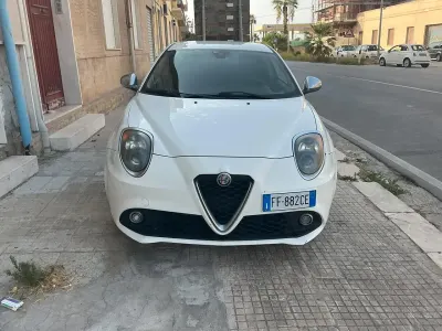Usata Alfa Romeo MiTo Super 95 CV (69 kW) 2016 Bianco Utilitaria