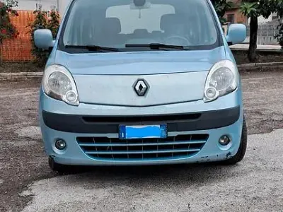 Usata Renault Kangoo 57 CV (41 kW) 2008 Blu Monovolume
