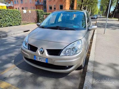 Usata Renault Scénic II 130 CV (95 kW) 2008 Marrone Monovolume