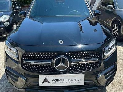 Mercedes GLB200