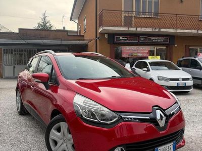 Usata Renault Clio GrandTour 90 CV (66 kW) 2014 Rosso Station wagon