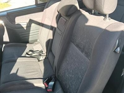 Usata Opel Zafira 101 CV (74 kW) 2001 Grigio Monovolume