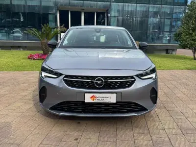 Usata Opel Corsa Elegance 101 CV (74 kW) 2021 Grigio Utilitaria