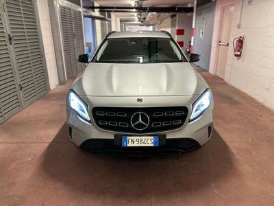 Mercedes GLA200