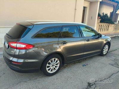 Usata Ford Mondeo 160 CV (117 kW) 2017 Grigio Station wagon