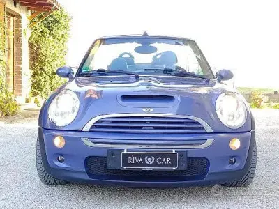 Usata Mini Cooper 170 CV (125 kW) 2005 Bluazzurro Utilitaria