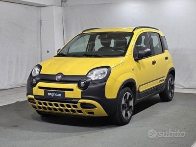 Usata Fiat Panda Cross Cross 69 CV (50 kW) 2018 Giallo Utilitaria