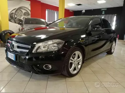 Usata Mercedes A160 90 CV (66 kW) 2014 Nero Utilitaria