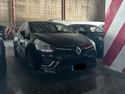 Usata Renault Clio Intens 90 CV (66 kW) 2017 Nero