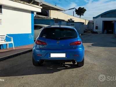 Usata Alfa Romeo 147 170 CV (125 kW) 2009 Blu Utilitaria