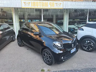 Usata Smart ForFour Electric Drive Prime 41 kW (56 CV) 2019 Nero Utilitaria
