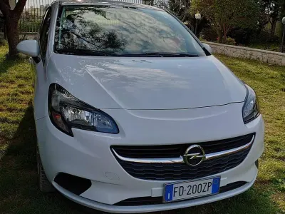 Usata Opel Corsa 75 CV (55 kW) 2016 Bianco Utilitaria