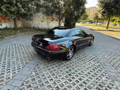 Usata Mercedes SL350 71 CV (52 kW) 2006 Nero Cabrio