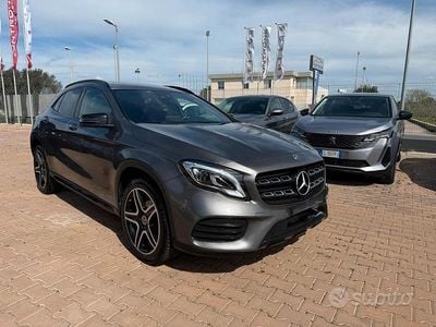 Usata Mercedes GLA200 Business 136 CV (100 kW) 2018 Grigio SUV