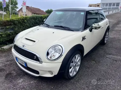 Begagnad Mini Cooper S