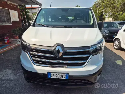 Usata Renault Trafic 110 CV (80 kW) 2023 Bianco Monovolume
