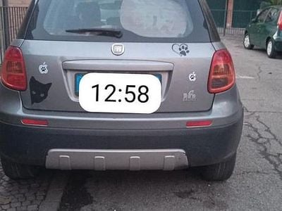 Usata Fiat Sedici 120 CV (88 kW) 2009 Bianco SUV