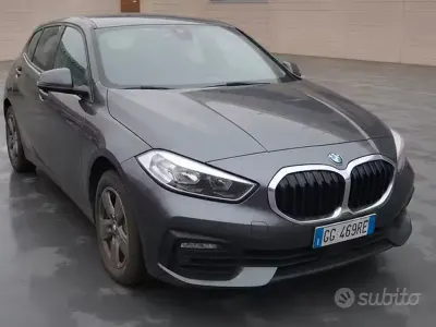 Usata BMW 118 Advantage 150 CV (110 kW) 2021 Grigio Berlina