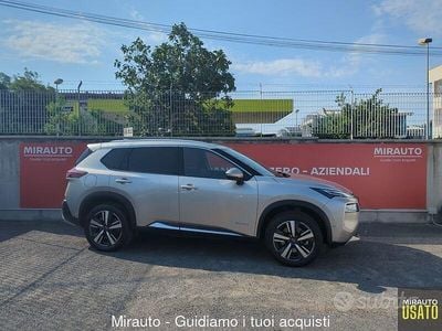 Begagnad Nissan X-Trail Tekna 213 HK (156 kW) 2022 Grå SUV