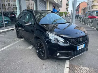 Usata Peugeot 2008 GT-line 120 CV (88 kW) 2016 Nero SUV