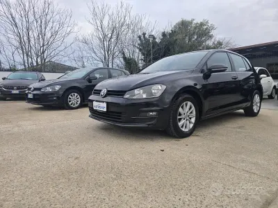 Usata VW Golf VII Trendline 105 CV (77 kW) 2013 Nero Berlina