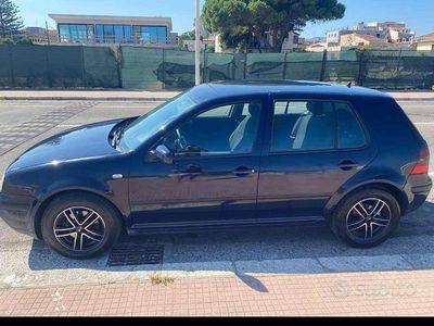 Usata VW Golf IV Comfortline 101 CV (74 kW) 2001 Blu/azzurro Berlina