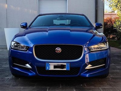 Usata Jaguar XE R-Sport 241 CV (177 kW) 2018 Blu Berlina