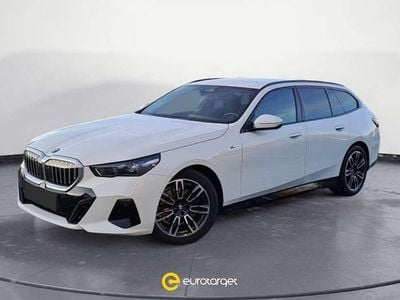 Usata BMW 520 M Sport 197 CV (144 kW) 2024 Bianco pastello Station wagon