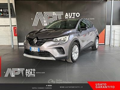 Usata Renault Captur Intens 91 CV (66 kW) 2021 Grigio scuro SUV