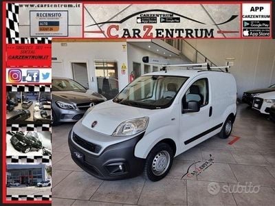 Usata Fiat Fiorino 80 CV (58 kW) 2018 Biancobianconero Monovolume