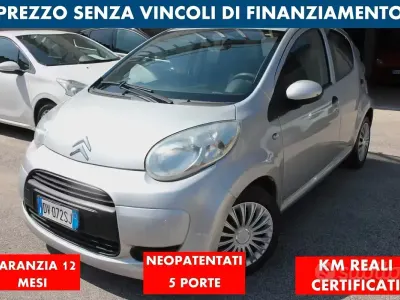 Usado Citroën C1 68 CV (50 kW) 2009 Gris Utilitario