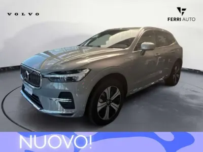 Nuova Volvo XC60 Core 250 CV (183 kW) 2026 Grigio SUV