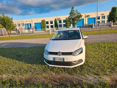 Usata VW Polo Trendline 60 CV (44 kW) 2015 Bianco Berlina