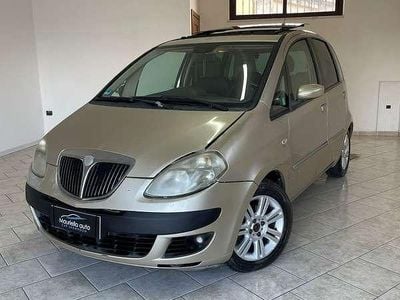 Usata Lancia Musa 95 CV (69 kW) 2006 Oro Monovolume