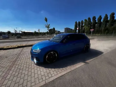 Usata Audi RS3 Sportback Ambiente 400 CV (294 kW) 2019 Blu/azzurro Utilitaria