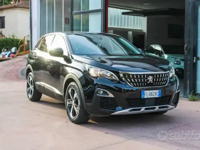 Usata Peugeot 3008 Allure 131 CV (96 kW) 2017 Nero SUV