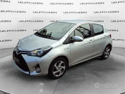 Usata Toyota Yaris Hybrid Active 2017 Grigio Berlina
