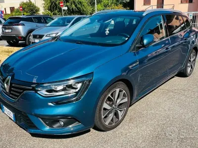 Usata Renault Mégane GrandTour Bose Edition 110 CV (80 kW) 2017 Bluazzurro Station wagon