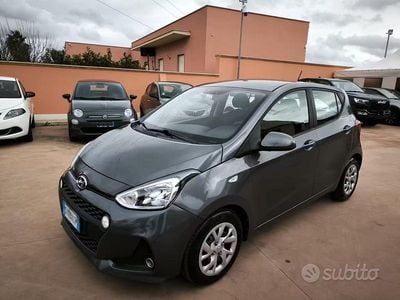 Usata Hyundai i10 Comfort 66 CV (48 kW) 2017 Grigio Utilitaria