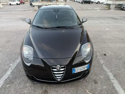 Usata Alfa Romeo MiTo Distinctive 85 CV (62 kW) 2015 Nero Utilitaria